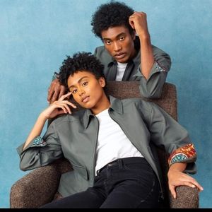 Front zip military 2 pocket jacket sz M